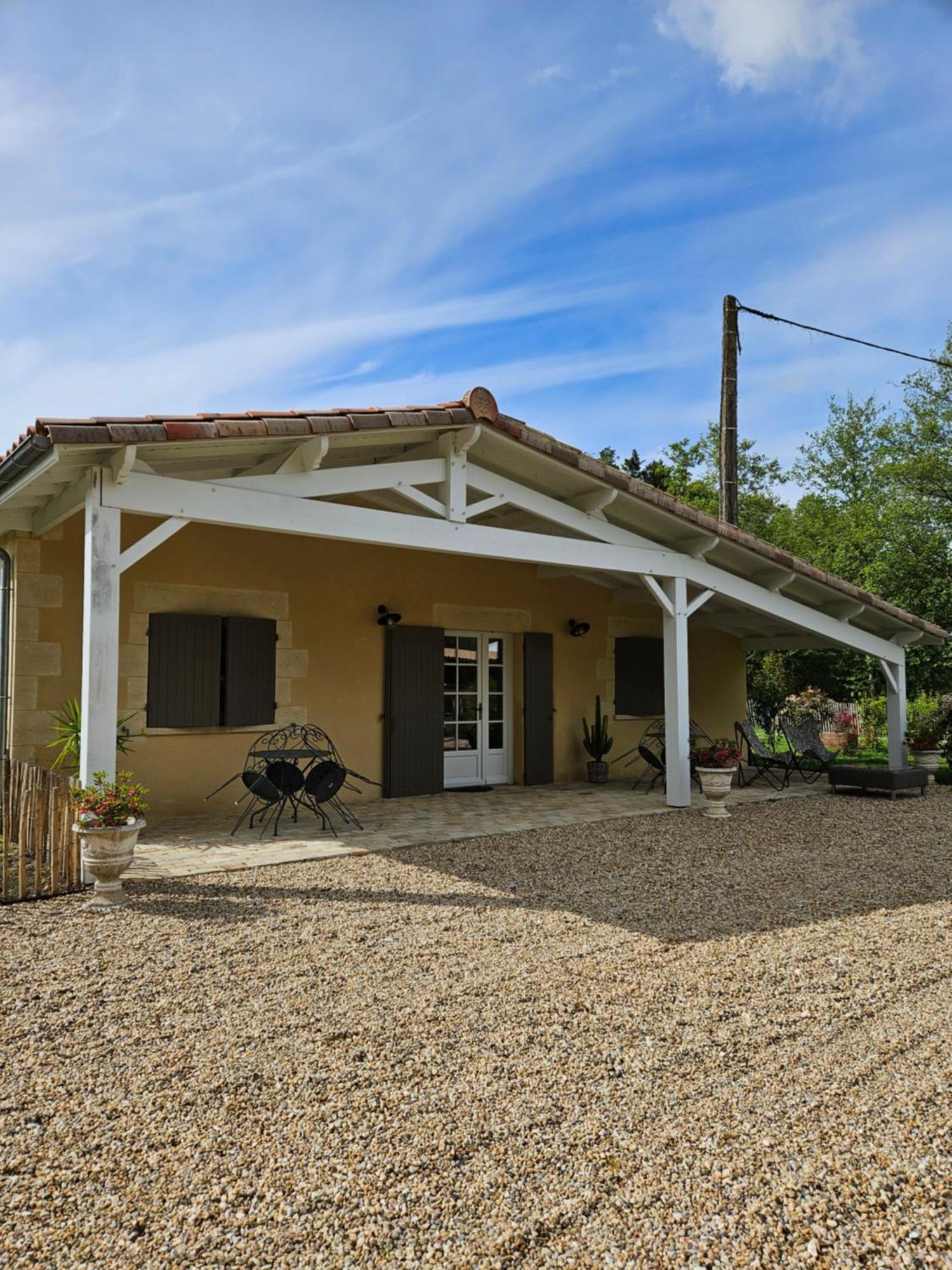 Gite A La Ferme Chant'Alouette Etauliers Exterior foto